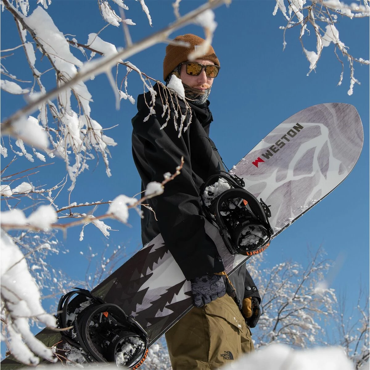 Weston Backwoods Artist Series Snowboard 2022 2 Weston Backwoods Artist Series Snowboard 2022 - Image 2