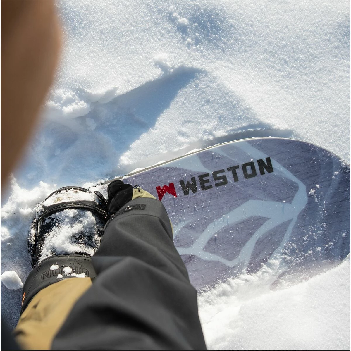 Weston Backwoods Artist Series Snowboard 2022 5 Weston Backwoods Artist Series Snowboard 2022 - Image 5